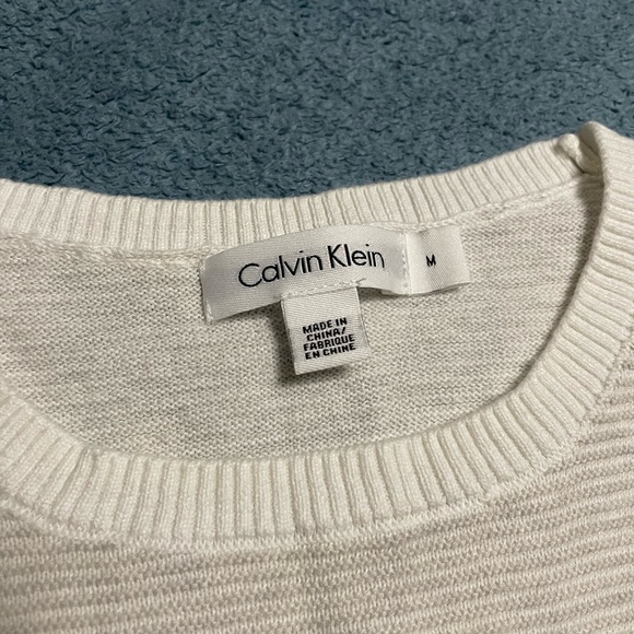 Calvin Klein sweater - Picture 2 of 4